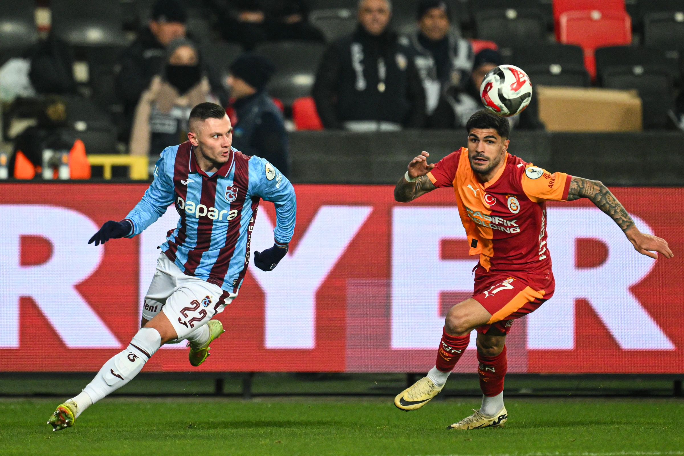 Galatasaray Süper Kupa’da İlk Finalist: Trabzonspor’u 4 Golle Geçti