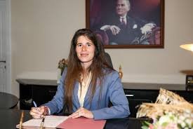 Lal Denizli uyuşturucu soruşturmasında ifadeye çağırıldı