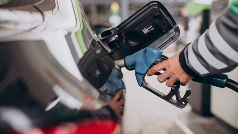 Akaryakıta zam geldi, Benzin ve motorinde ise fiyat değişimi yaşanmadı