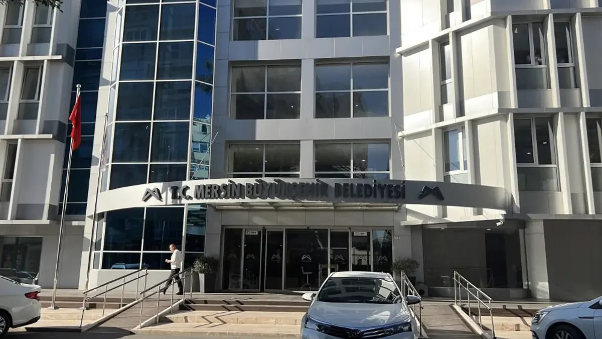 Mersin Yenişehir Belediyesi'nde Yolsuzluk Operasyonu