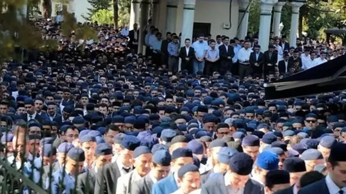Mavi Takke gölgesindeki yapı: Ahmet Hakan bilinmeyen hikayeyi yazdı