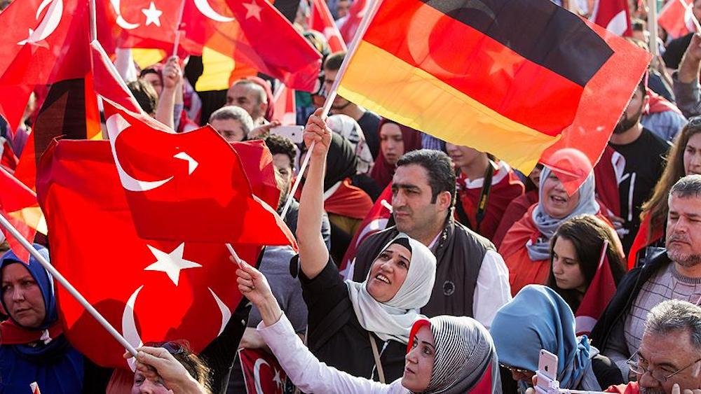 Almanya'da "Geri Dönüş" Hattı: 2026 Operasyon Yılı mı Olacak?