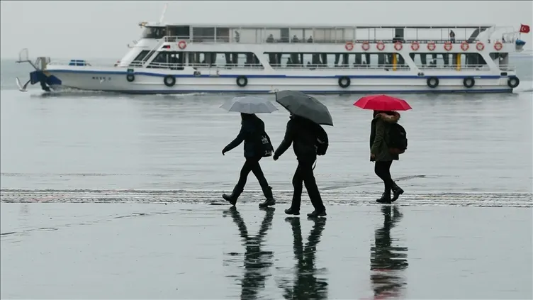 Hafta sonu plan yapanlar dikkat: Kuvvetli sağanak kapıda, sis ve pus havayı saracak! 17-23 Ekim hava raporu