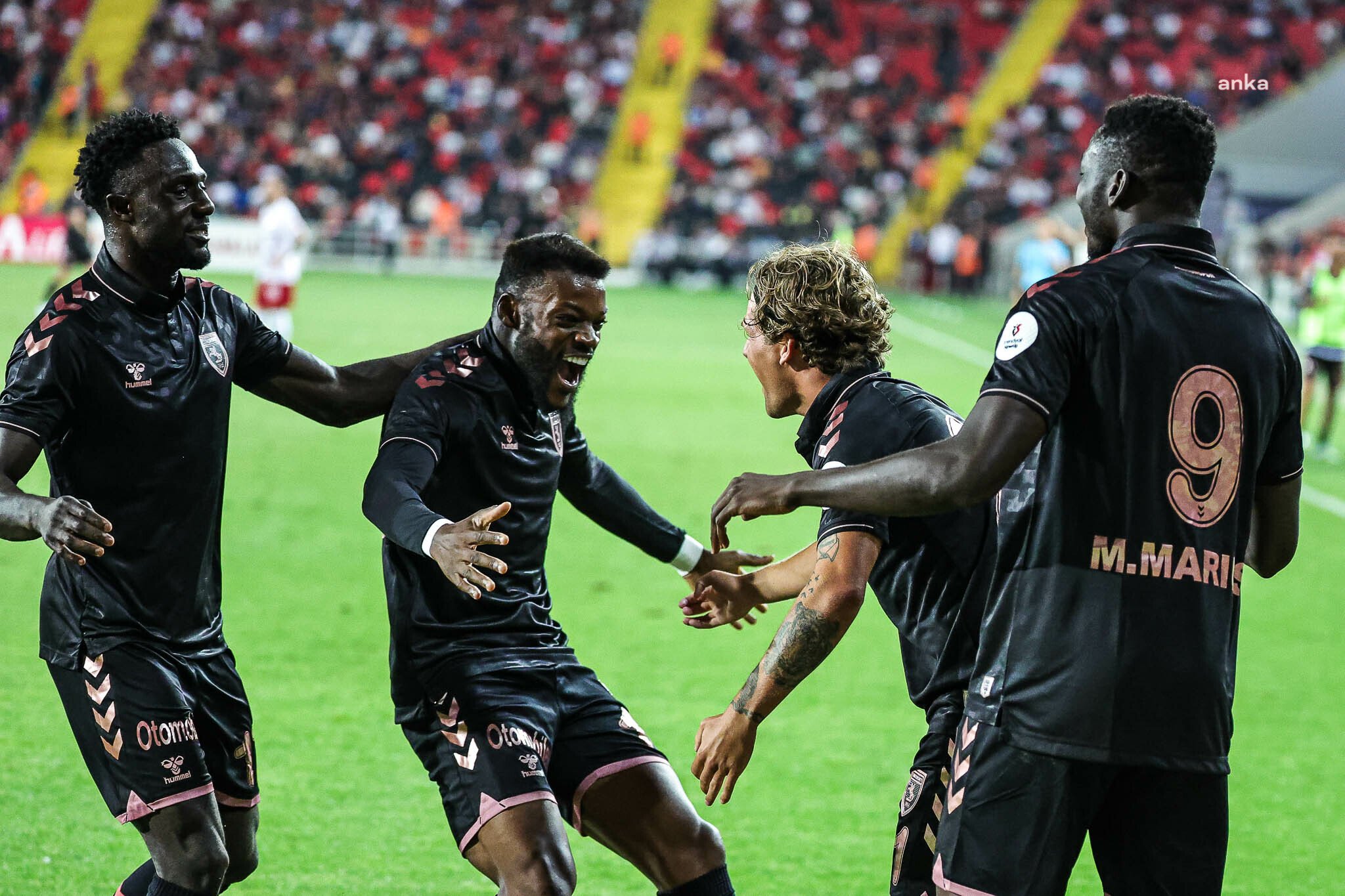 Samsunspor, hakem hatalarını TFF’ye bildireceklerini açıkladı